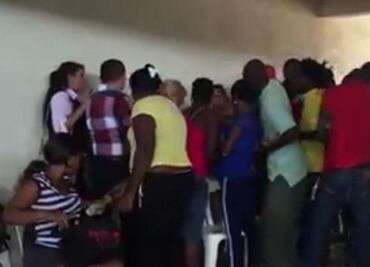 Rescatan a 54 migrantes en el desierto de Altar, Sonora