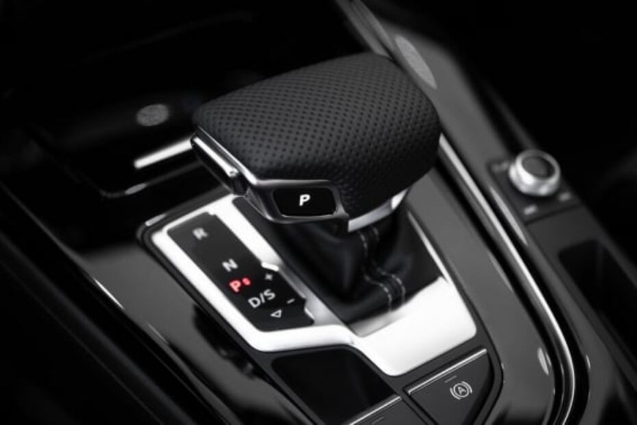 ¿Cómo arrancar tu auto si tu llave inteligente se quedo sin pila?