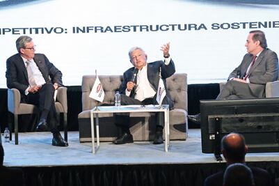 Revisarán López Obrador e IP proyecto de nuevo aeropuerto