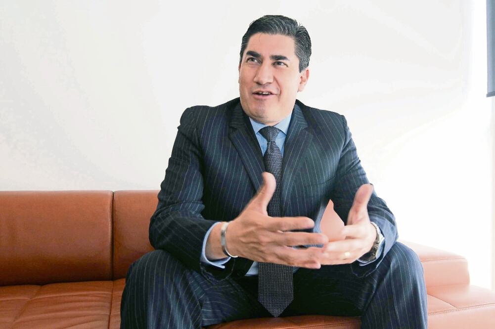 Esteban Albarrán Mendoza Senador del PRI. (GERMÁN GARCÍA. EL UNIVERSAL)