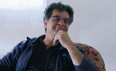 ¿Quién es Jafar Panahi, director nominado a los Globos de Oro condenado a prisión en Irán?