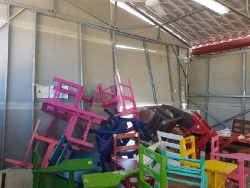 Fuertes vientos destruyen aulas cuando niños tomaban clases en Oaxaca