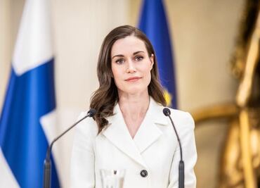 ¿Quién es Sanna Marin, líder de Finlandia que plantó cara a Putin y ahora es cuestionada por sus fiestas?