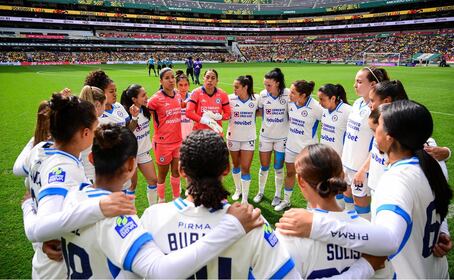 Cruz Azul se disculpa con su afición por goleada ante el América Femenil