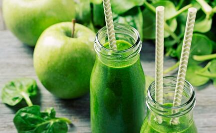 Smoothie verde de manzana para mantener la saciedad