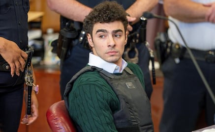 Defensa de Luigi Mangione pide que se desestime causa federal y la pena de muerte contra él 