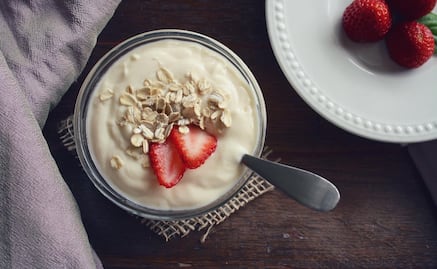 Yogur y otros alimentos que puedes comer caducados