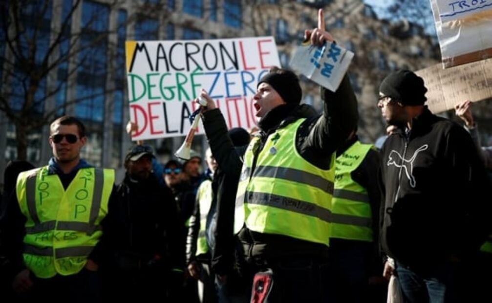 "Chalecos amarillos" conmemoran tres meses de movimiento con marcha