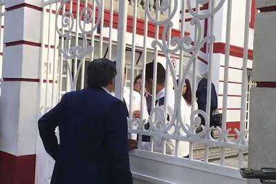 López Obrador reúne a su equipo económico y de comunicaciones