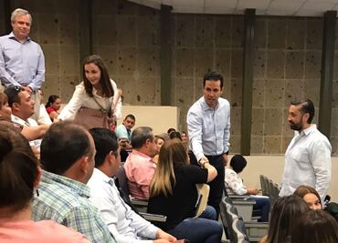 Director del IMSS se reúne con padres de niños de la Guardería ABC