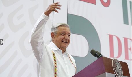 “Se convirtió en realidad nuestro sueño”: AMLO presume reducción de la pobreza y la desigualdad