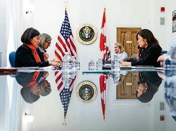 Aranceles de EU eliminarían hasta 500 mil empleos en Ontario, Canadá; gobierno esperará a que Trump asuma la presidencia