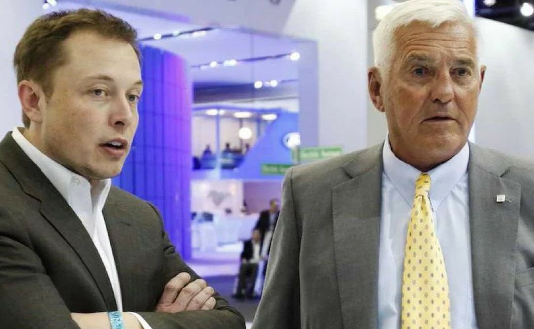 Elon Musk y Bob Lutz