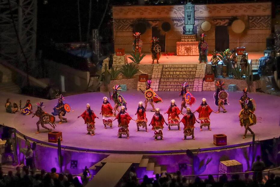 Foto: Facebook “Guelaguetza Oficial”