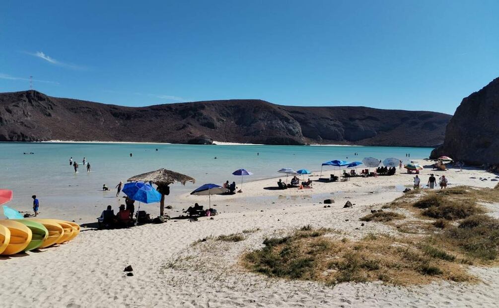 Como parte del operativo de seguridad de Semana Santa, participan más de mil efectivos en playas y distintos puntos de BCS (15/04/2025). Foto: Especial
