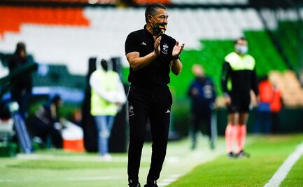 Ignacio Ambriz es hospitalizado por Covid-19