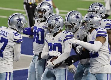 Cowboys de Dallas derrotan a los Eagles y sueñan con playoffs