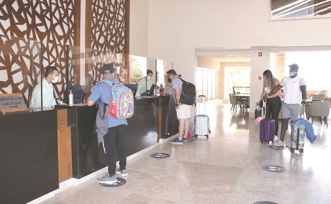 En junio pasado se recibieron en Los Cabos 557 mil pasajeros, según cifras del Grupo Aeroportuario del Pacífico. Foto: Especial.