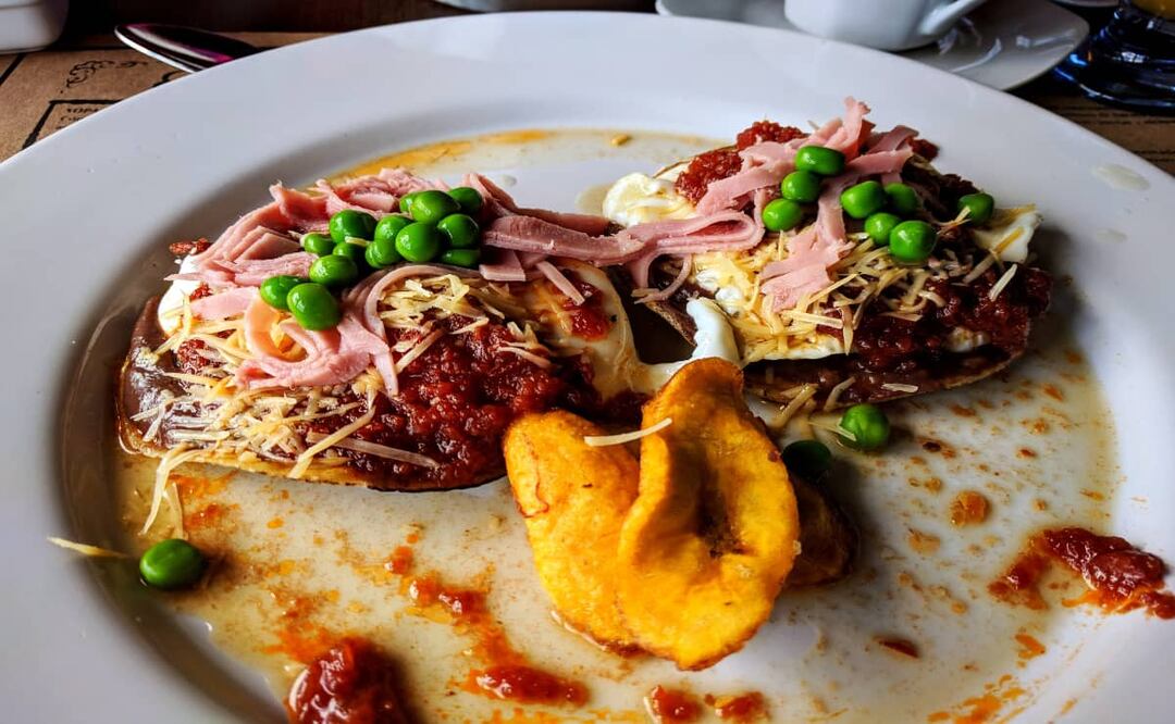 ¡Los huevos motuleños son más que huevos estrellados! Foto: Flickr.