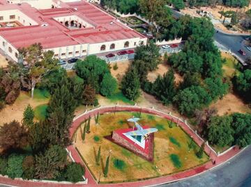 Crean frente para rechazar nuevo aeropuerto en la base Santa Lucía