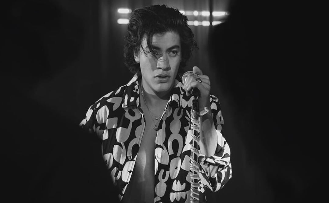 El joven combinará su faceta de cantante con su carrera en la actuación Foto: Insatgram