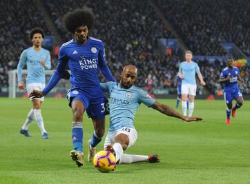 Leicester sorprende y derrota al City