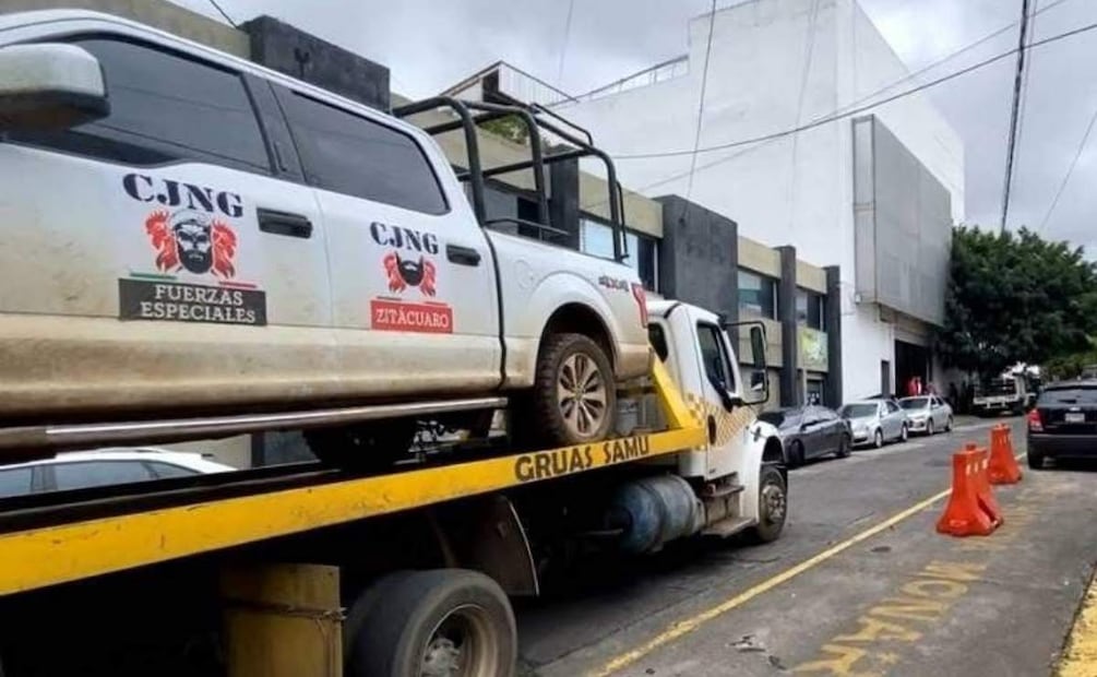 En días pasados, autoridades aseguraron vehículos usados por el "El Barbas", líder del CJNG en Michoacán (20/06/2025). Foto: Especial