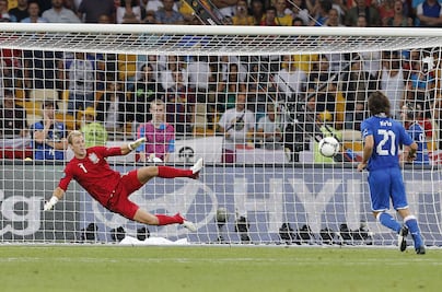 Stephen Hawking y la teoría del penalti perfecto