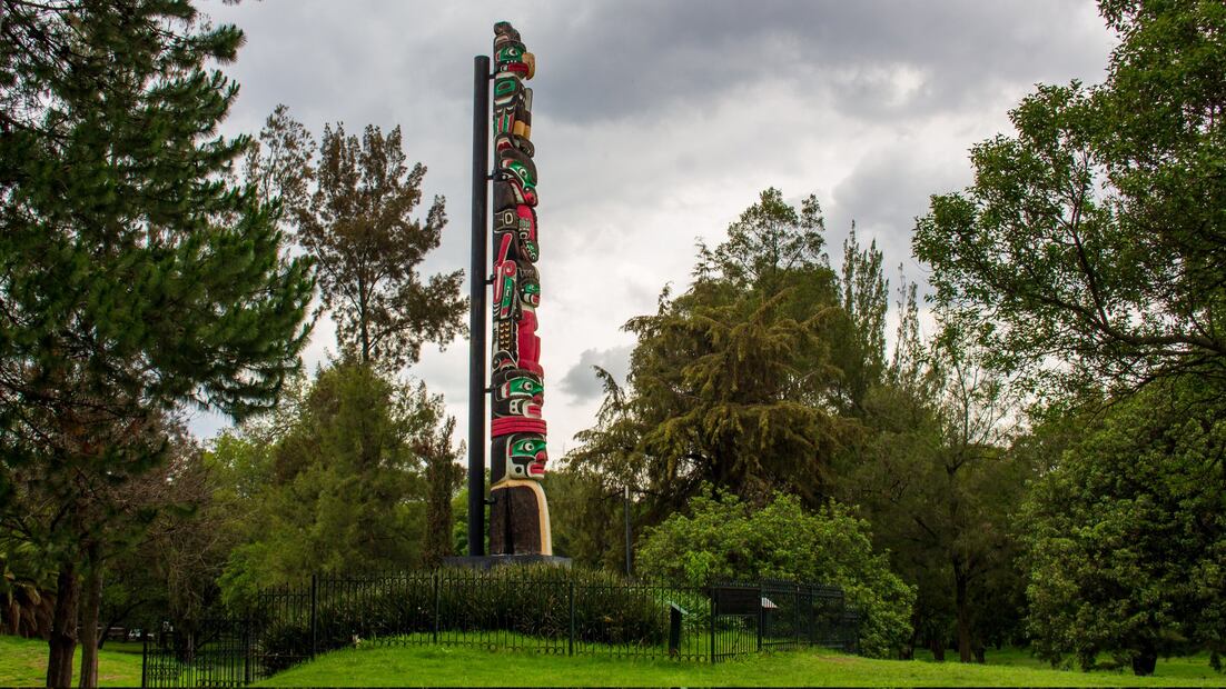Tótem Canadiense en el Bosque de Chapultepec. Foto: Bosque de Chapultepec