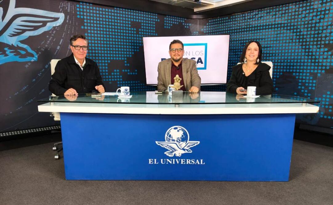 El columnista Salvador García Soto en el programa Con los de Casa, junto al Director Editorial General de EL UNIVERSAL David Aponte y Maite Azuela (26/11/25). Foto: Julio Suárez/ EL UNIVERSAL