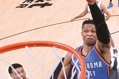 Thunder, a punto de tronar a Spurs