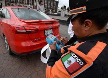 Esto cuesta la multa para que le quiten la araña a tu auto