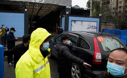 Expertos de la OMS visitan mercado de Wuhan donde se detectó primer caso de Covid-19