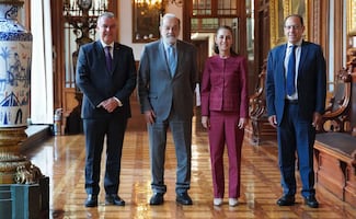 Sheinbaum recibe a Carlos Slim en Palacio Nacional; es la quinta reunión que sostiene con el empresario