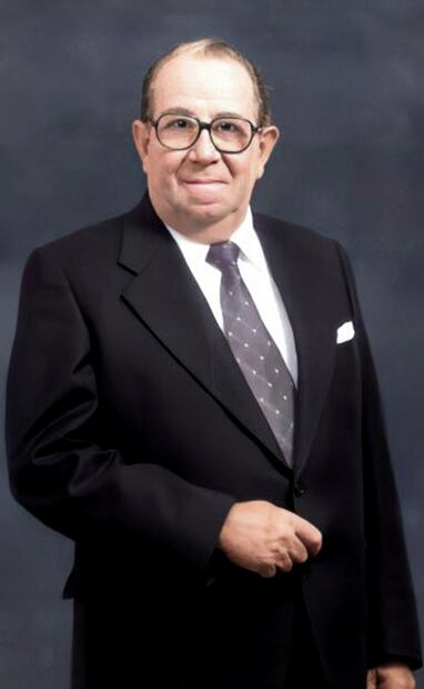 Jose Baudilio Carles Riveras, ingeniero y sindicalista mexicano. Fue pionero en el cine, especialmente en la grabación y edición de sonido para peliculas entre 1930 y 1980. Su trayectoria colaborando en la producción de películas es muy importante en la historia del cine mexicano. Foto: Barcelona Memory/ Especial.