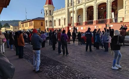 Vecinos de El Oro, Estado de México amarran a funcionarios por crisis en recolección de basura