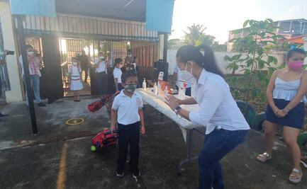 Regresan a clases presenciales en escuelas de siete municipios de Tabasco 