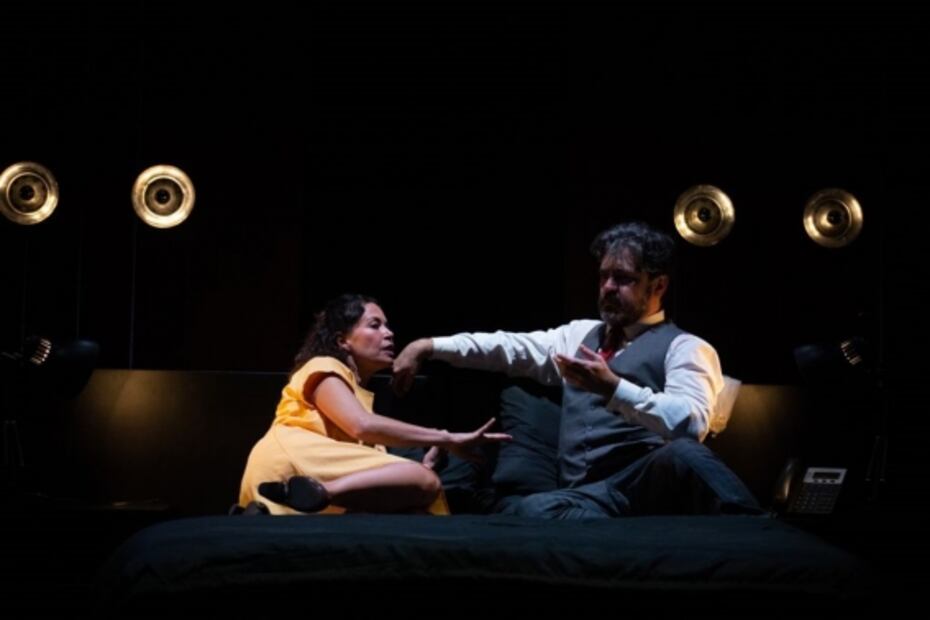 Vargas Llosa y la represión del deseo en su obra de teatro "Al pie del Támesis"