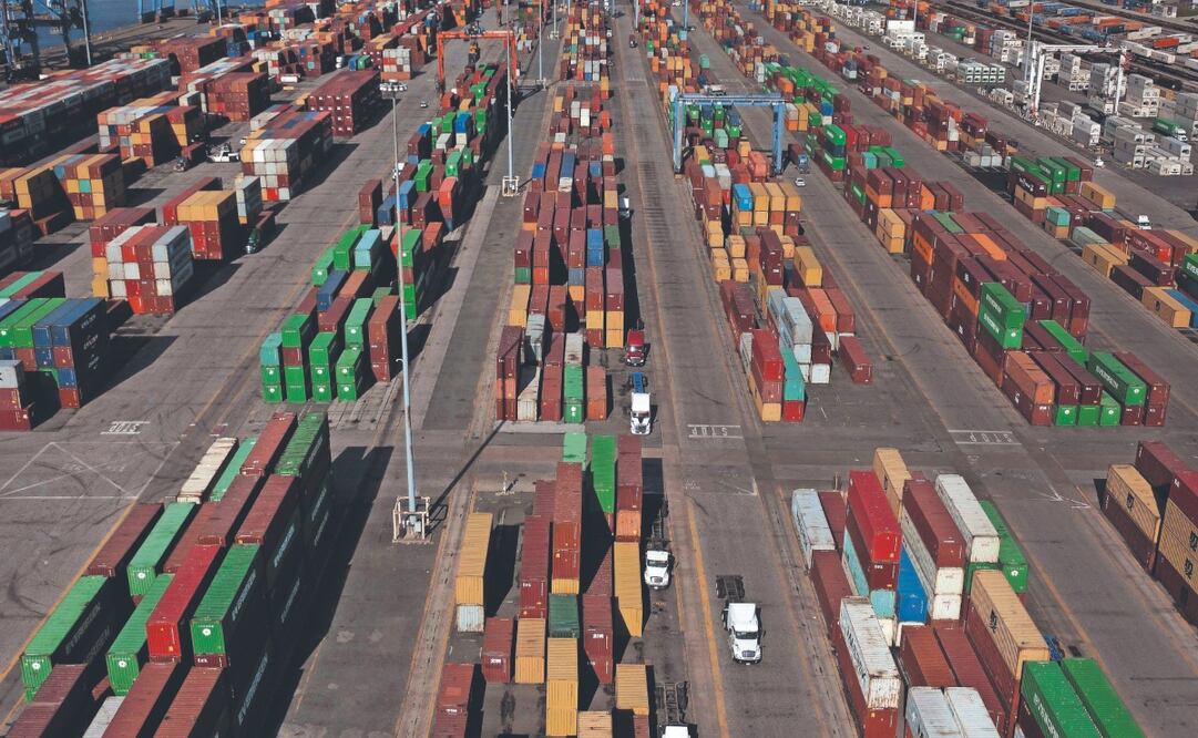 Las exportaciones mexicanas han mostrado resiliencia, impulsadas por la fuerte demanda de bienes duraderos en EU, indica la OCDE. Archivo El Universal