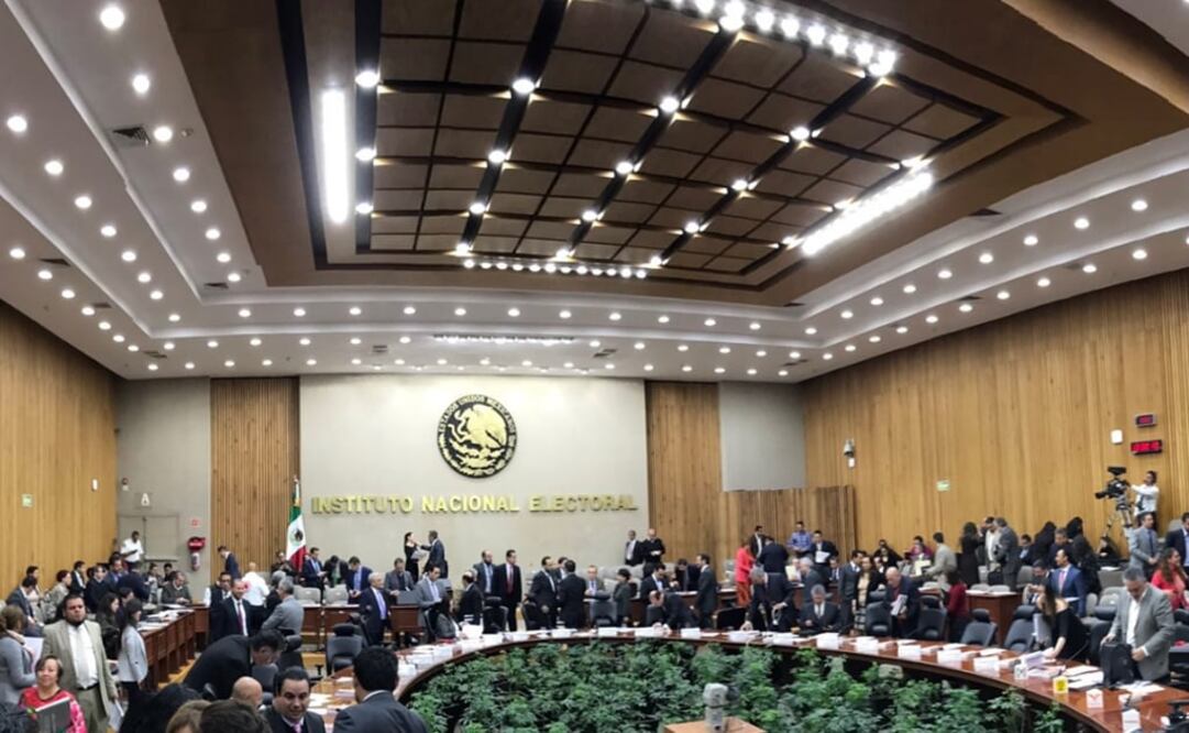 El consejero presidente del Instituto, Lorenzo Córdova, hizo un llamado a las autoridades para que se abstengan de realizar acciones que pudieran vulnerar el principio de equidad en los procesos. Foto: @INEMexico