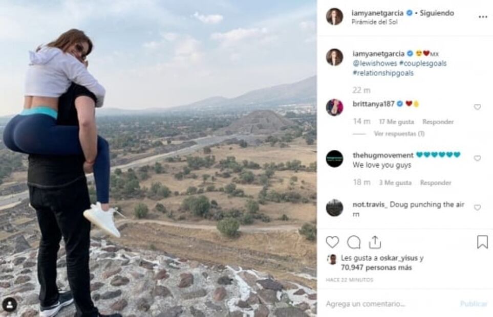 Sobre su novio, "la chica de clima" luce su trasero en Teotihuacán 