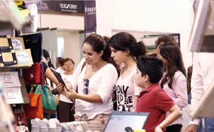 Amigos de Villoro celebran su literatura