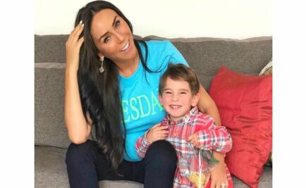 ¿Cuánto cuestan los zapatos rosas de Inés Gómez Mont?