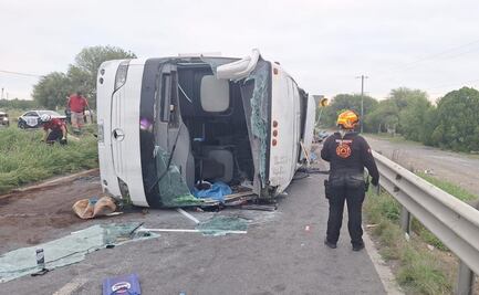 Volcadura de autobús deja 11 muertos y 21 lesionados en Hualahuises, Nuevo León