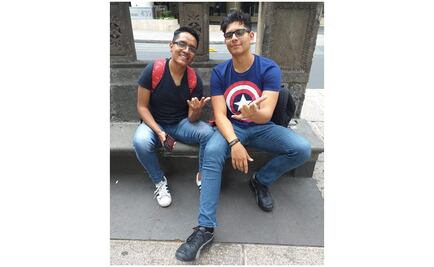 Prefieren a Spider-Man sobre Kiss; fans los esperan en hotel  