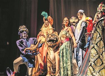 Genios, leones y bellas cumplen 25