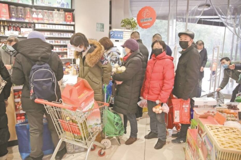 El foco. Migrantes y Porfirio Muñoz Ledo, sin tapete rojo