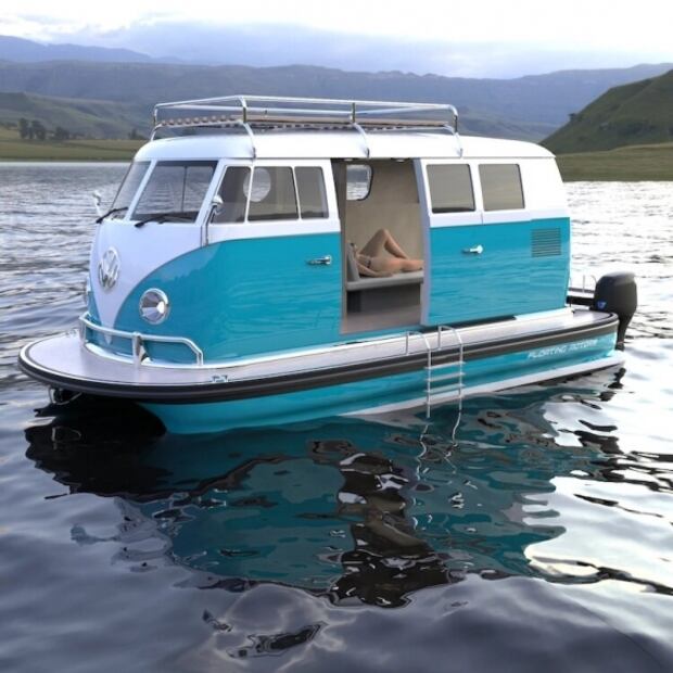 Conoce la Combi flotante que es en realidad un barco de lujo