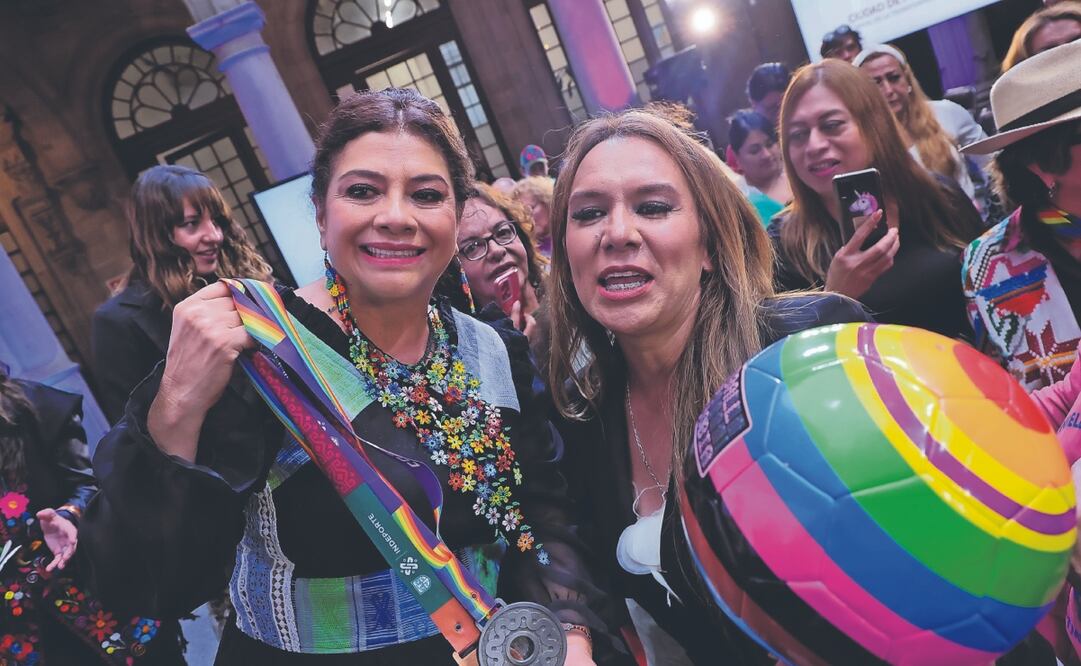 Clara Brugada anunció la carrera nocturna Corre con Orgullo que se realizará el próximo sábado 28 de junio. Foto: Especial