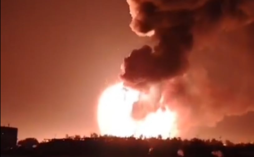 Ocurre una explosión cerca del principal aeropuerto de Argentina (14/11/2025). Foto: Captura de pantalla